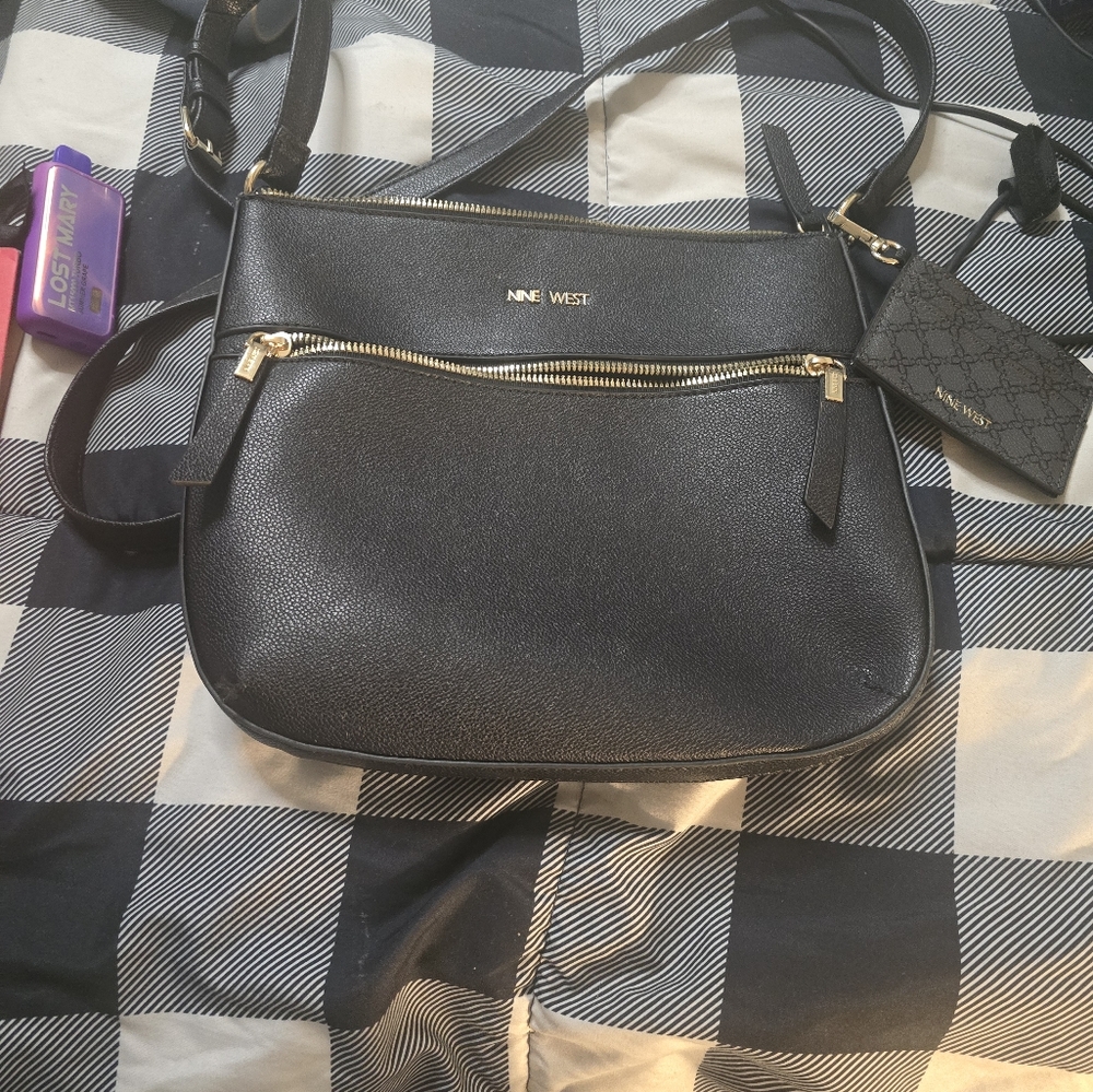 Purse - Picture 2 of 2